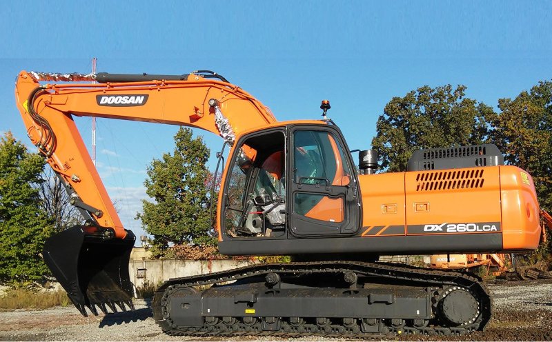 Doosan dx260lca