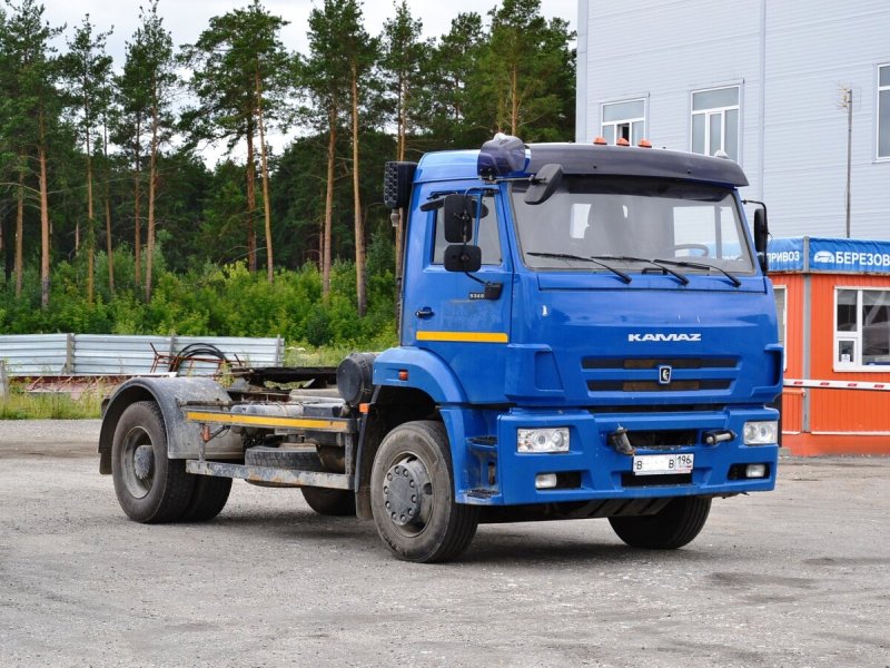 Седельные тягачи КАМАЗ 4*2