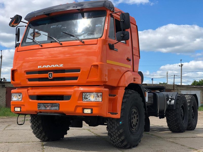КАМАЗ 65115 тягач 6*6