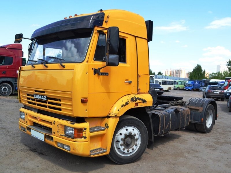КАМАЗ-5460 седельный тягач
