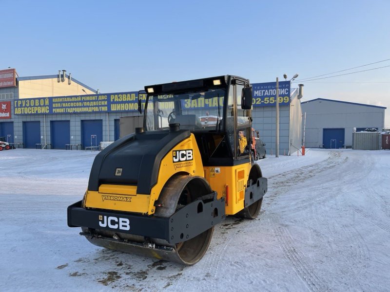 Катки от JCB 200