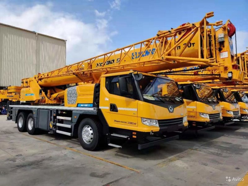 Китайский кран 30 тонн XCMG