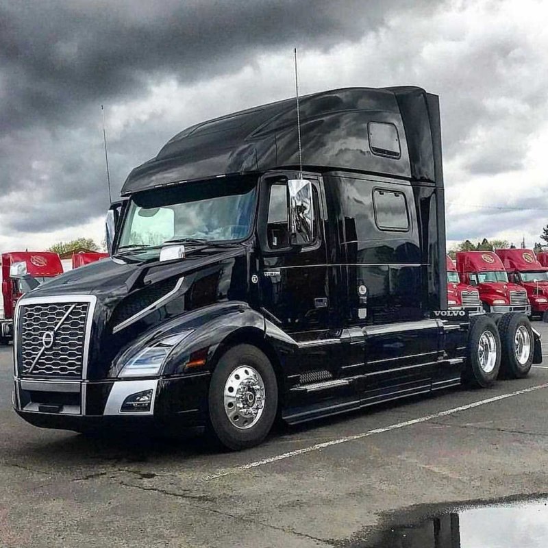 Грузовики Volvo VNL 860