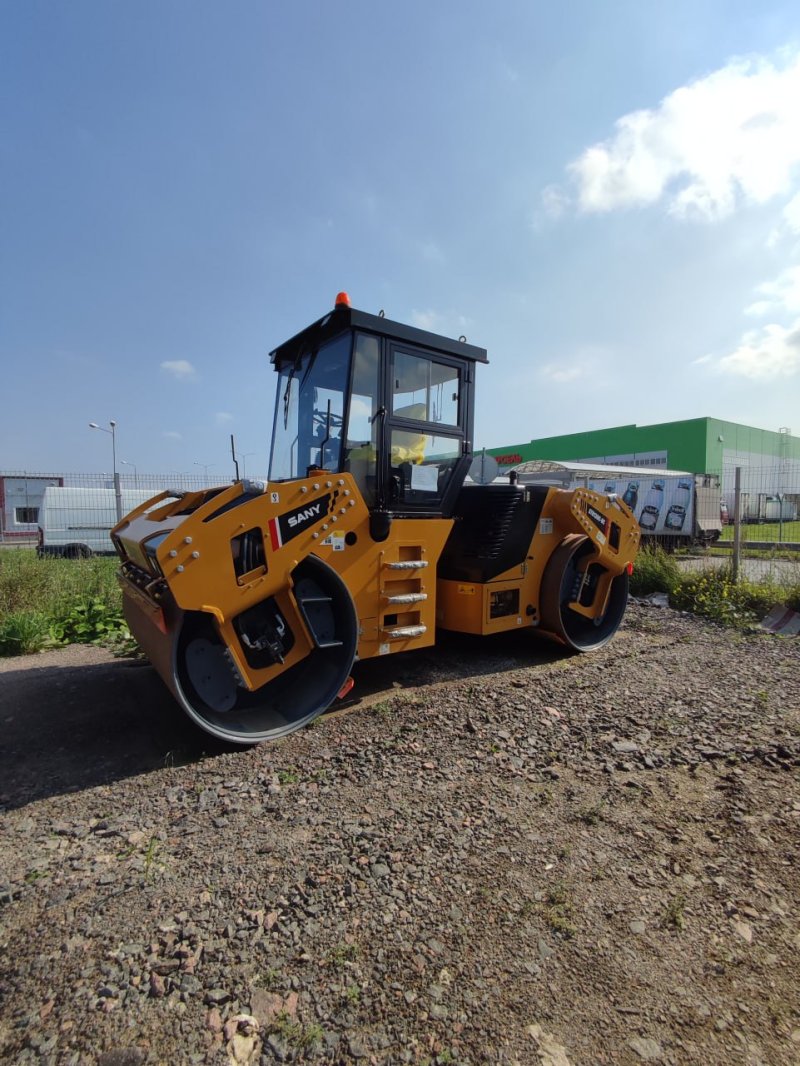 Каток грунтовый sany ssr100c