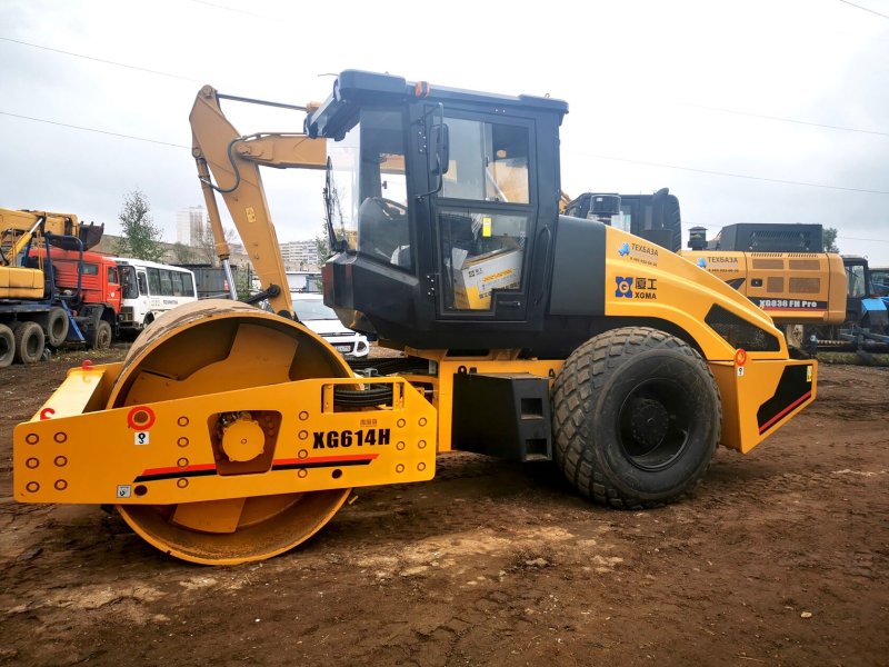 Дорожный каток XG 614h