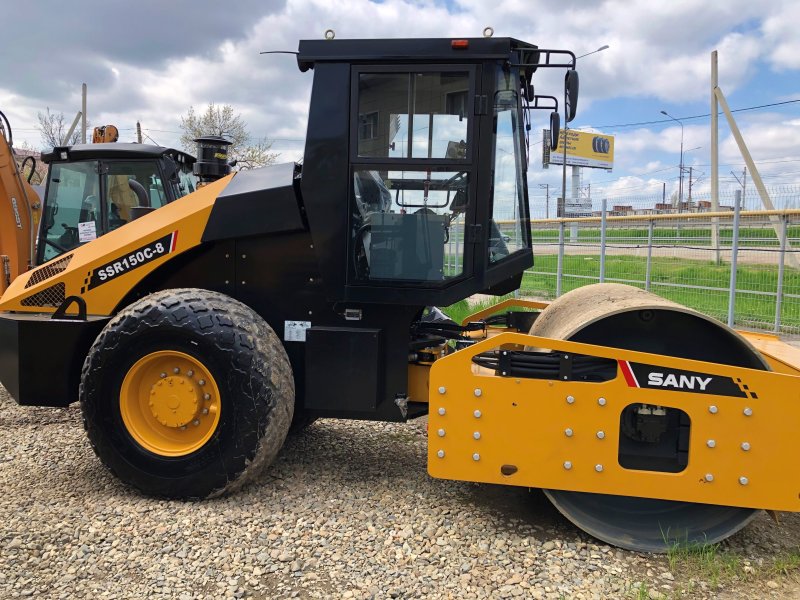 Каток грунтовый sany ssr120c-10