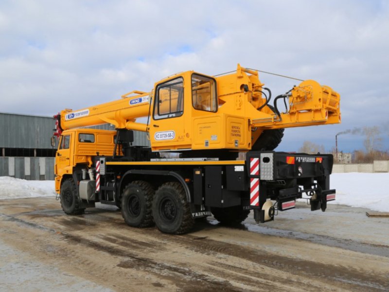 Автокран 32т Галичанин КС 55729