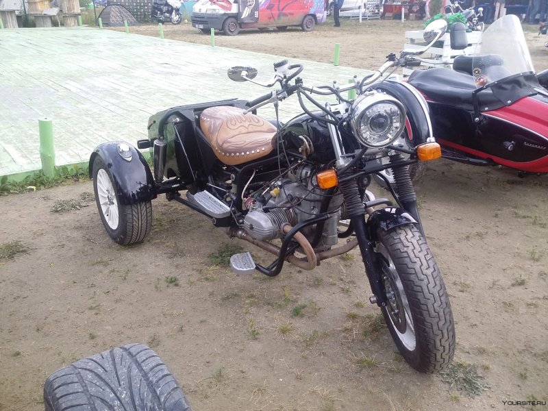 Урал 3 колесный заводской
