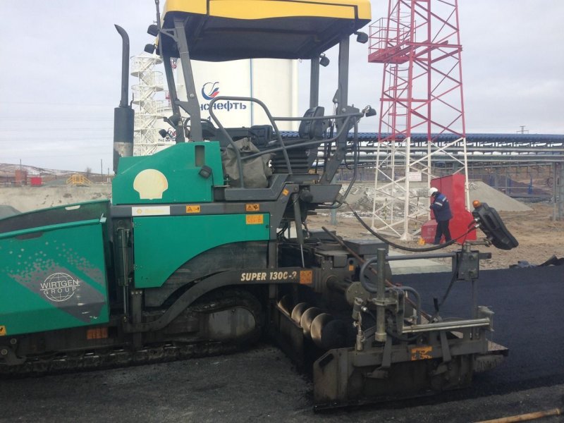 Асфальтоукладчик Vogele super 1300-2