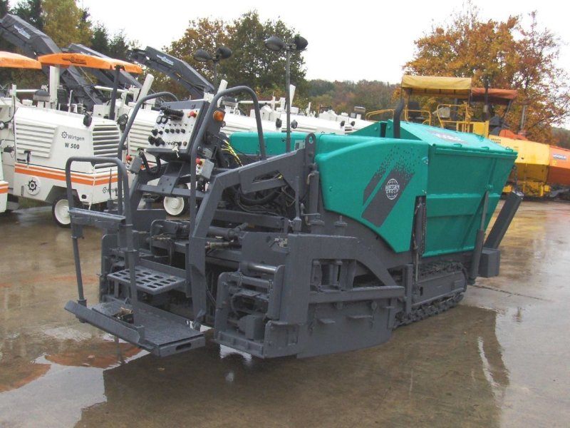 Vogele super 700
