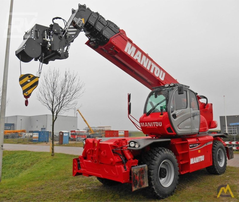 Телескопический погрузчик Manitou MRT 3255 Privilege