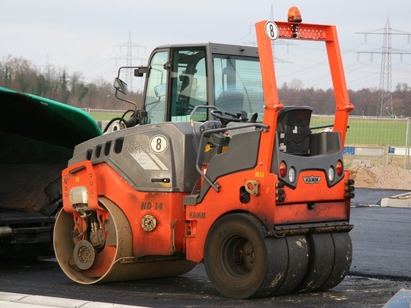 Каток Hamm hd14