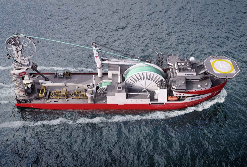 Кабелеукладчик (Cable laying Vessel)