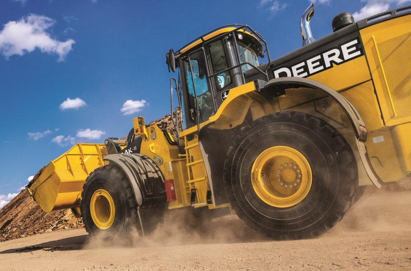 Погрузчик John Deere 744k