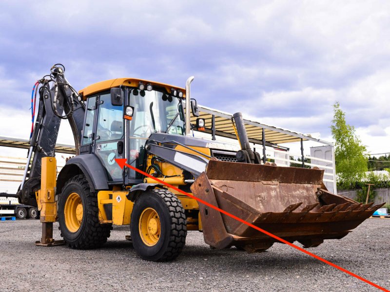 Погрузчик John Deere 325j