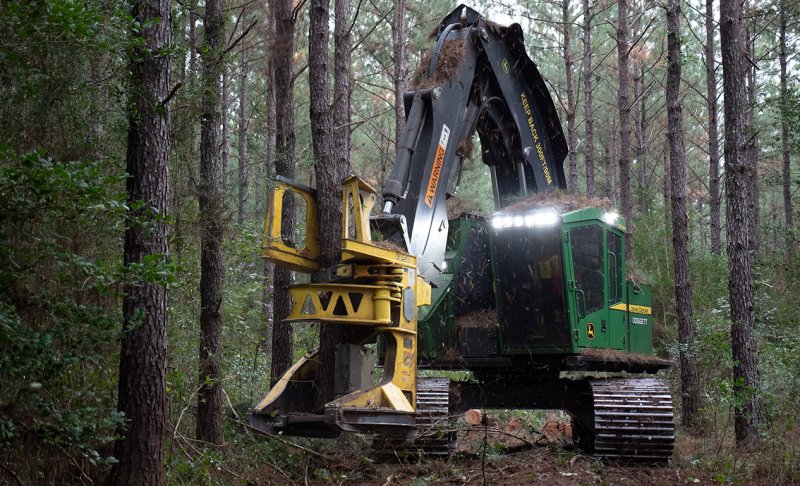 Валочно-пакетирующая машина John Deere 959