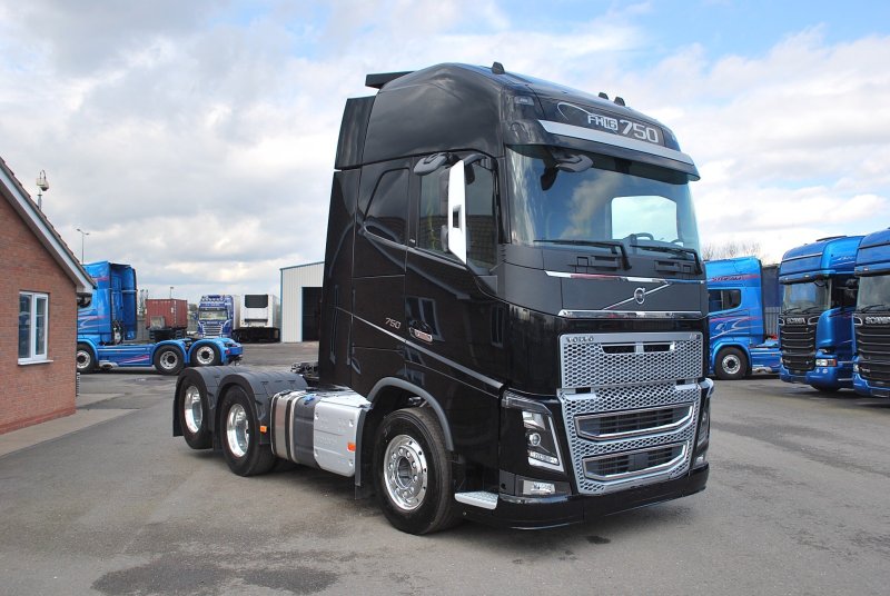 Volvo fh16 6x4 седельный тягач