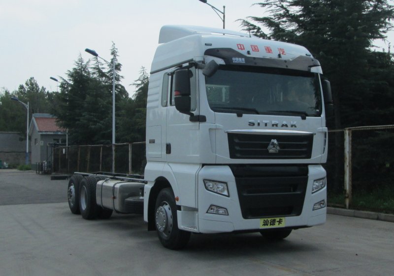 Седельный тягач HOWO Sitrak 6x4 c7h
