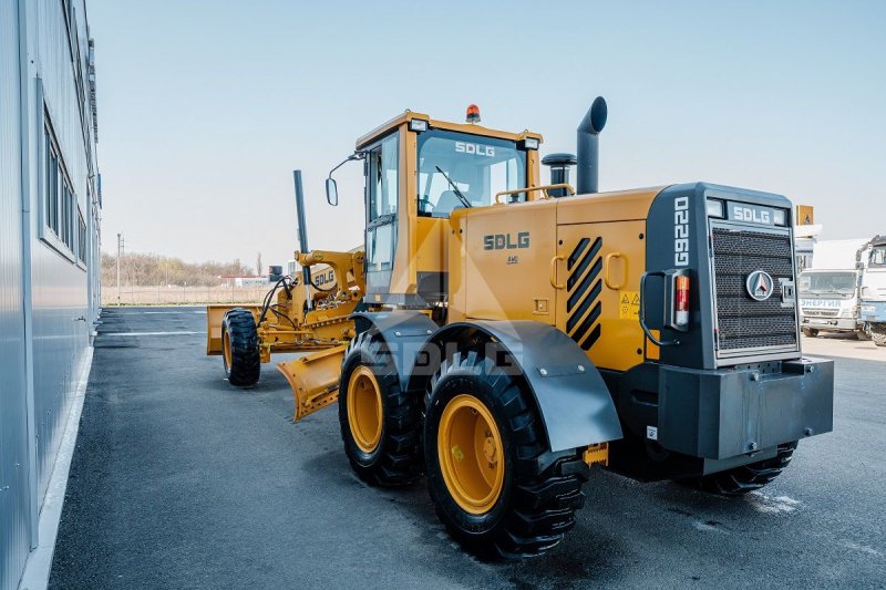 Автогрейдер lgce g9220f