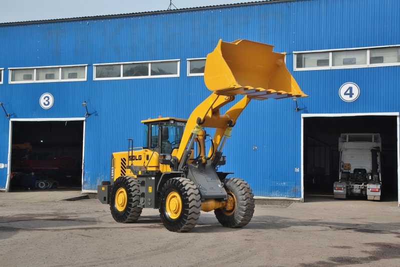 Погрузчик SDLG 953
