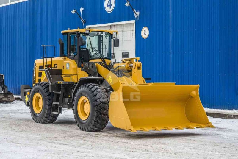 Погрузчик фронтальный одноковшовый SDLG l956f