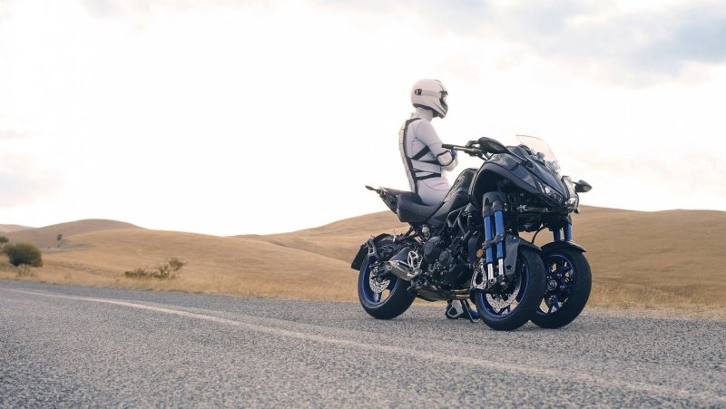 Yamaha 2 колеса спереди