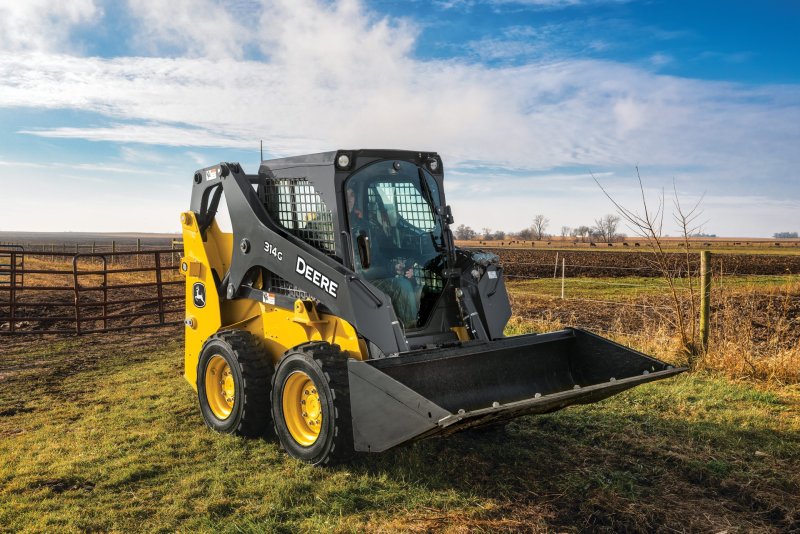 Минипогрузчик John Deere 318g