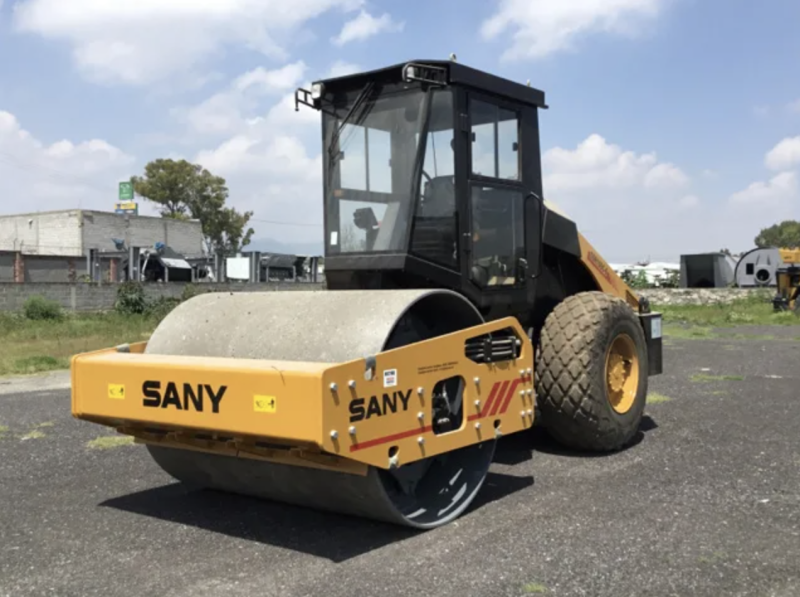 Грунтовый каток sany
