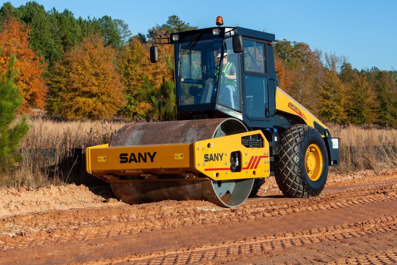 Каток грунтовый sany ssr120c-10