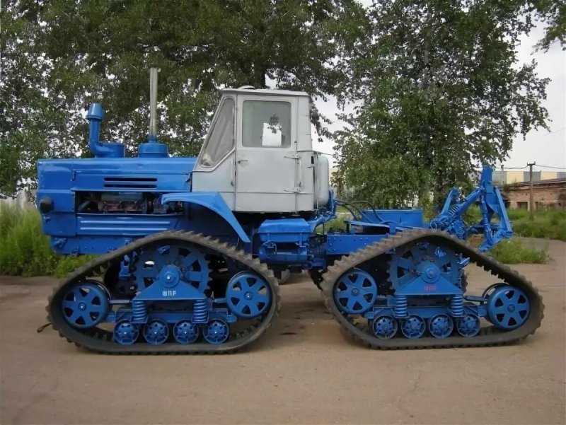 Трактор т-150 колесный и гусеничный