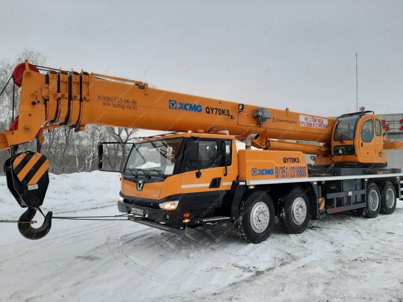 Китайский автокран 70 тонн XCMG