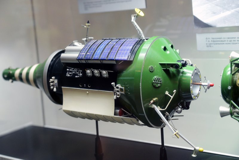 Орбитальная пилотируемая станция Алмаз
