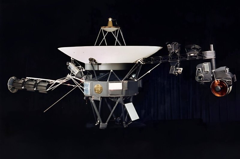 Аппарат NASA "Вояджер-1"