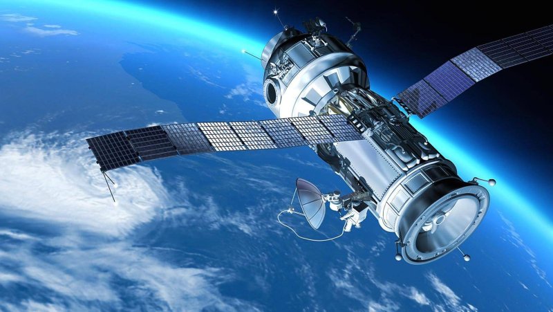 Современные искусственные спутники земли