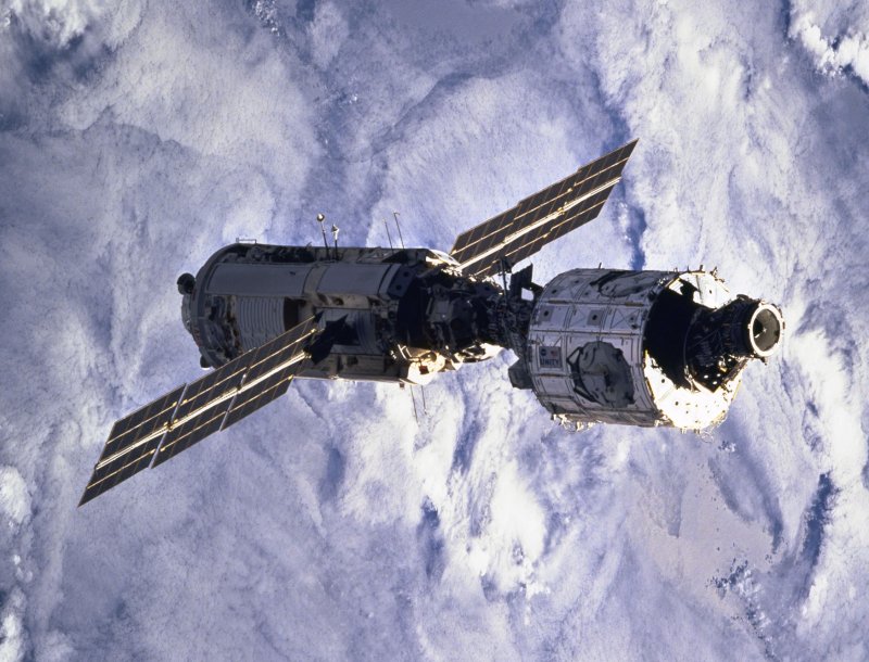 Заря МКС 1998