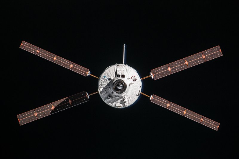 Альберт Эйнштейн грузовой космический корабль
