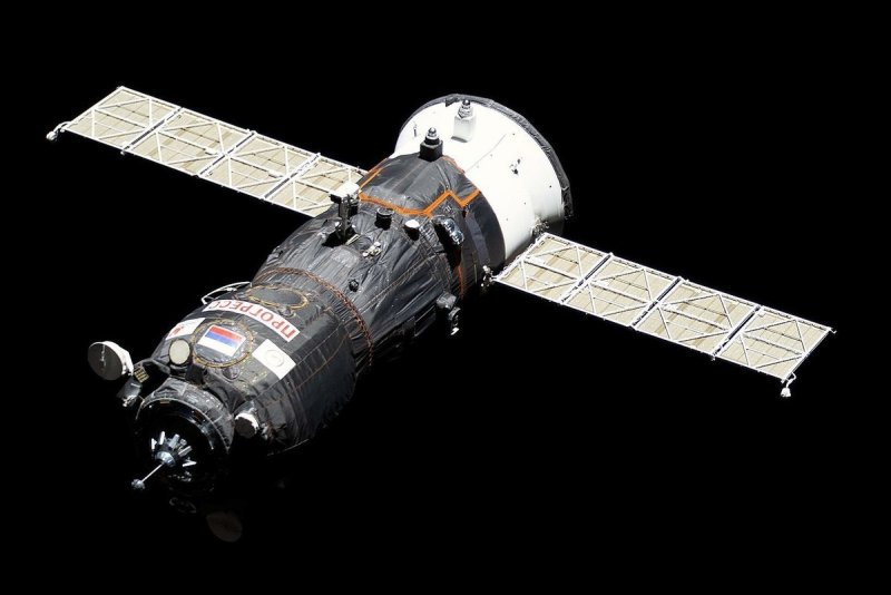 Грузовой космический корабль «Прогресс-61»