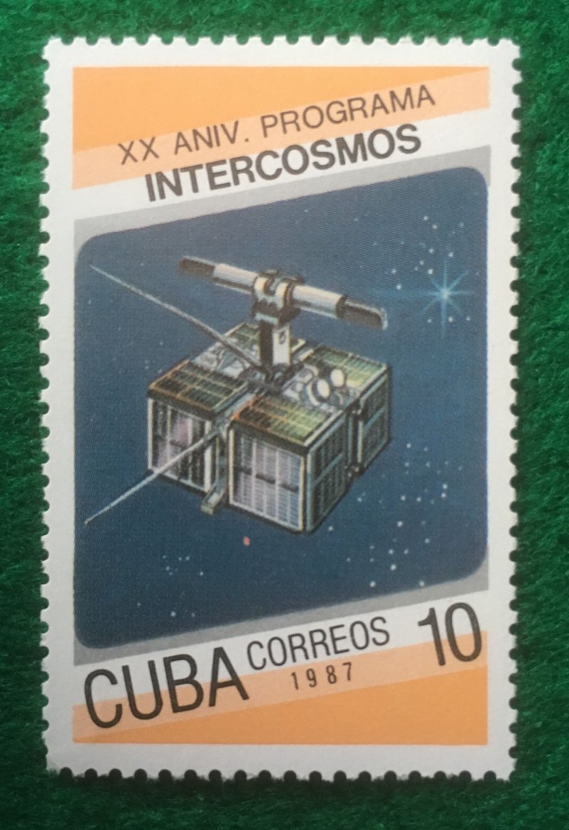 Марка космос Cuba correos Спутник