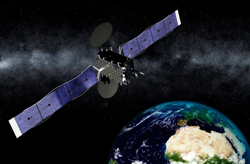 Спутник Eutelsat