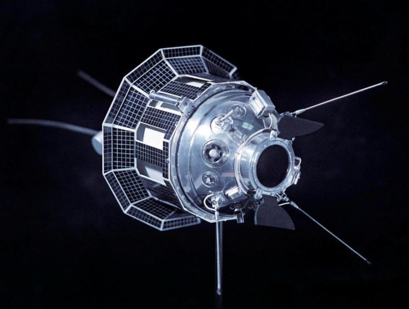 Советский космический аппарат «Луна-3»