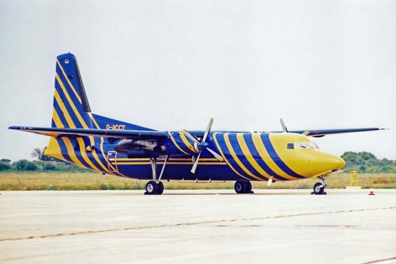 Самолет Fokker 50
