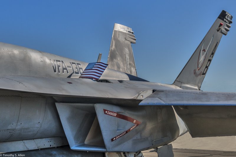 Воздухозаборник истребителя f-18a