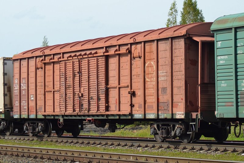 Крытый вагон модель 11-1268