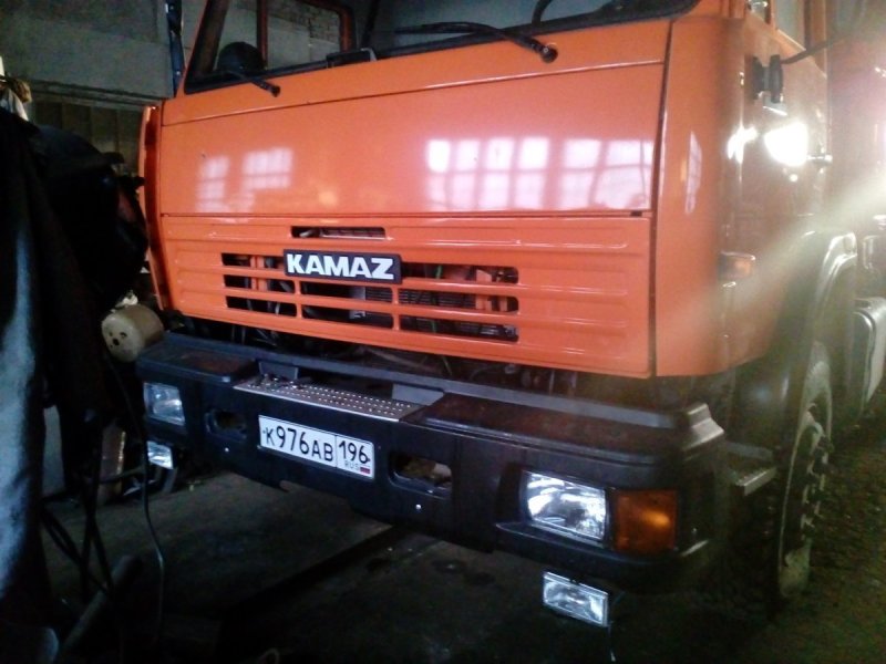 Бампер КАМАЗ 6460