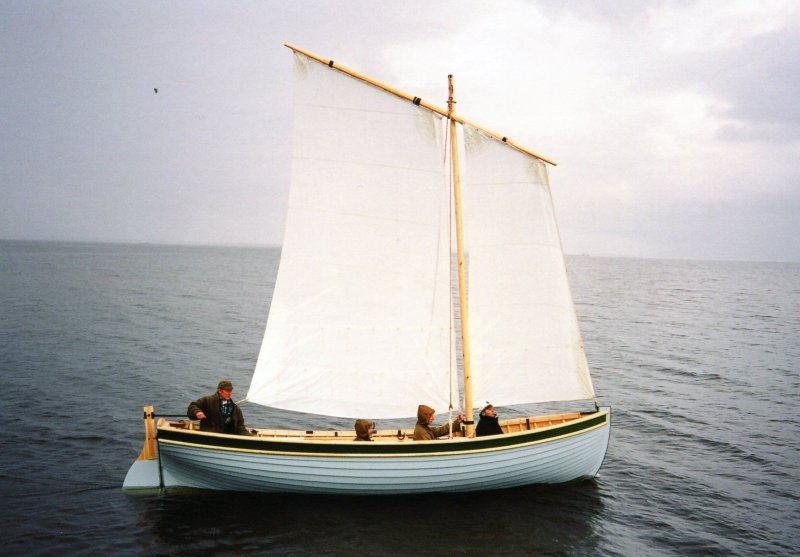 Лодка ял 6