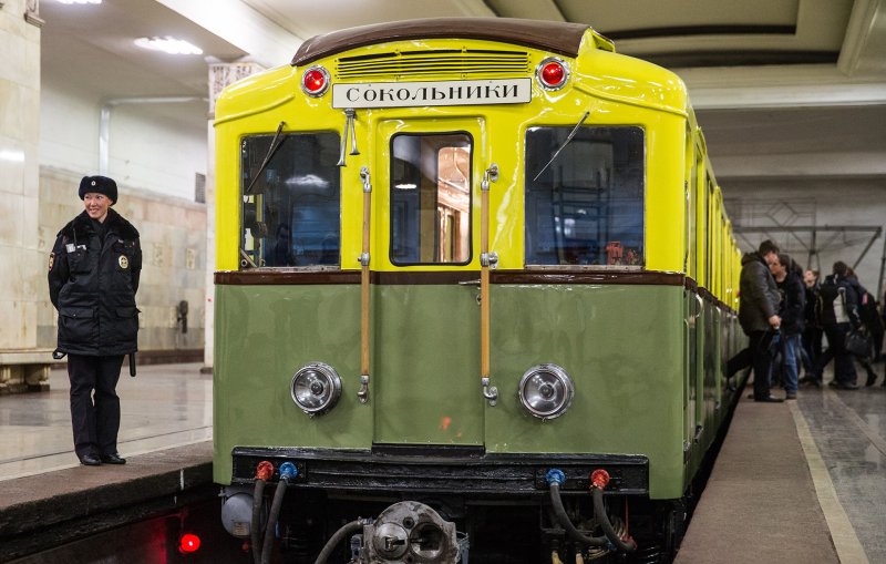 Метро ретро поезд Сокольники