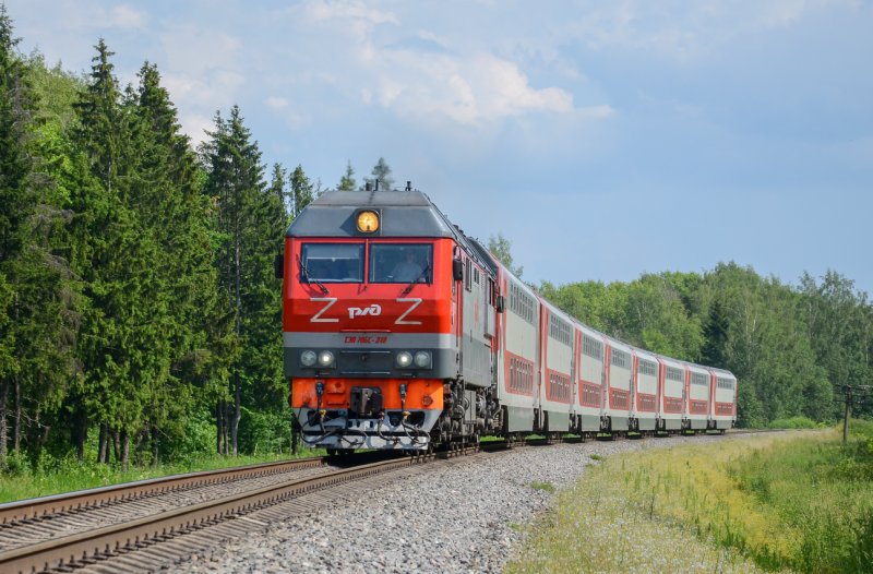 Пассажирский тепловоз тэп70
