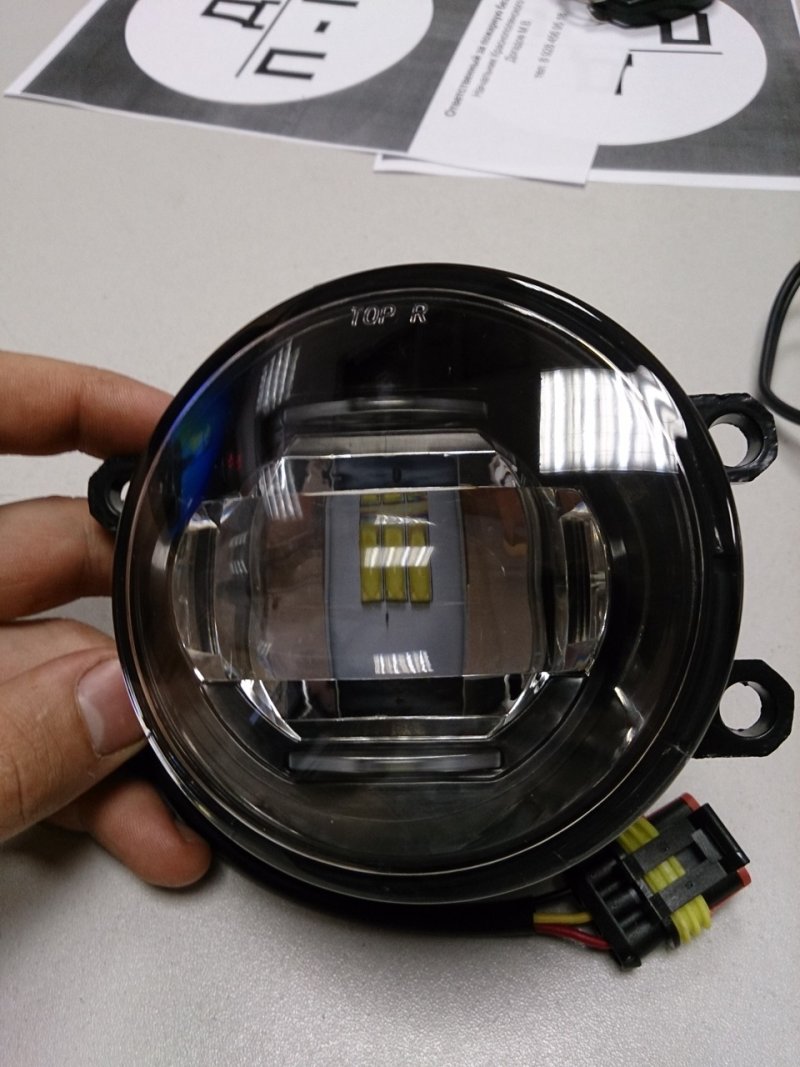 Светодиодные ПТФ Приора 7 диодов