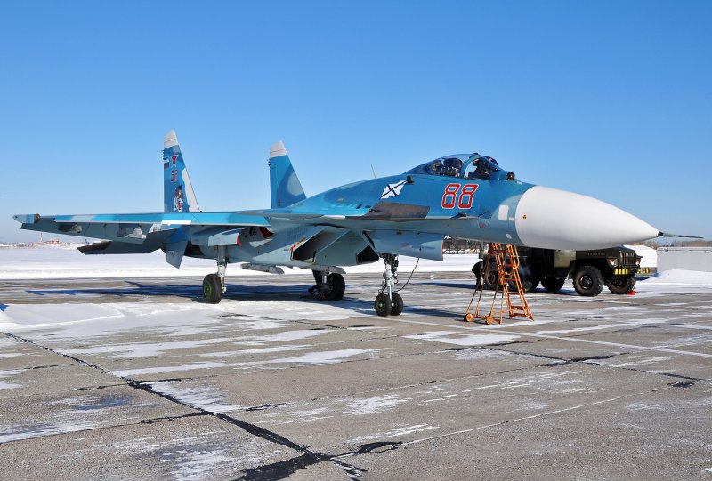 Су-33 палубный истребитель