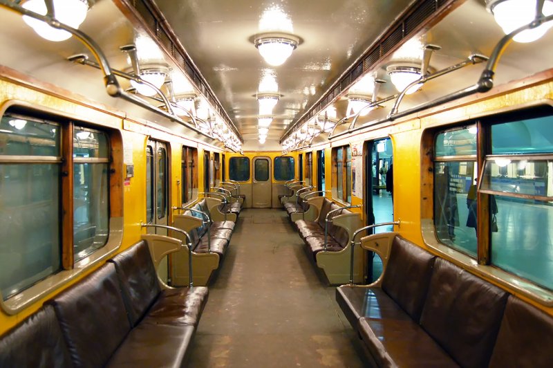 9279 Вагон метро